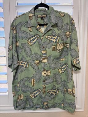 Tommy Bahama Sage Green Drum & Leaf Camp Shirt Size Large
